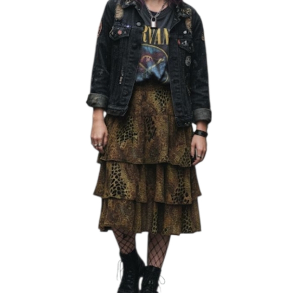 Vintage 90s Elegant Tiered Skirt in Olive Green Leopard Print Paisley Floral - Picture 1 of 8